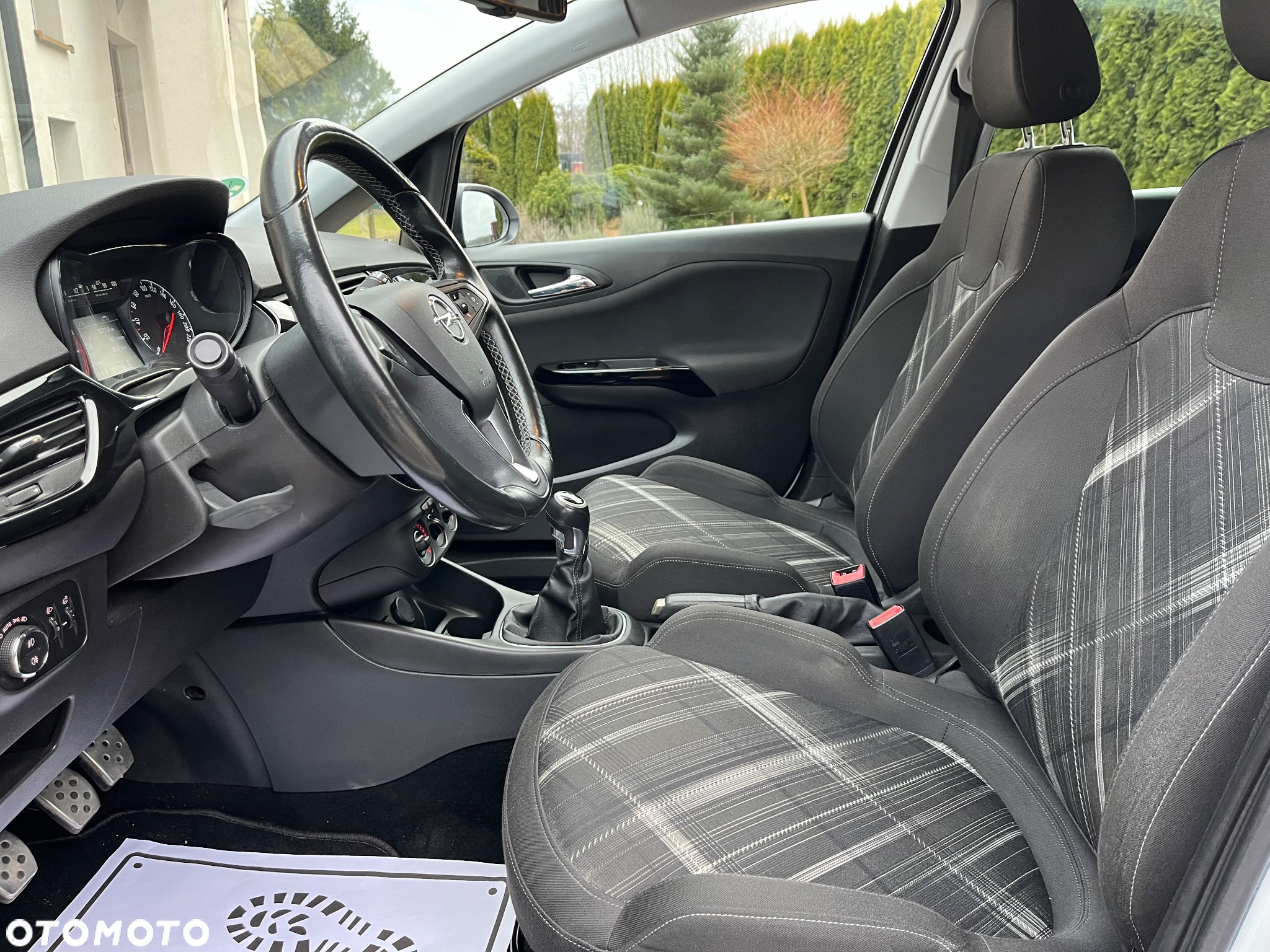 Opel Corsa 1.4 120 Jahre - 14