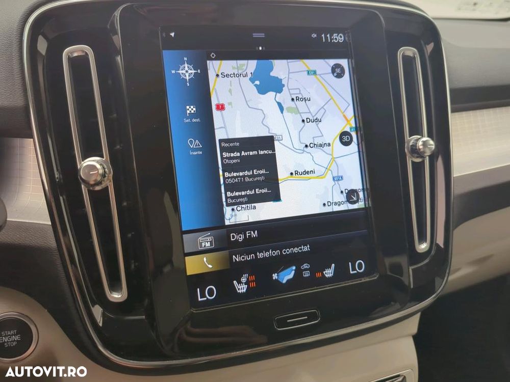 Volvo XC 40 B4 AT8 AWD Mild Hybrid Momentum Pro - 8
