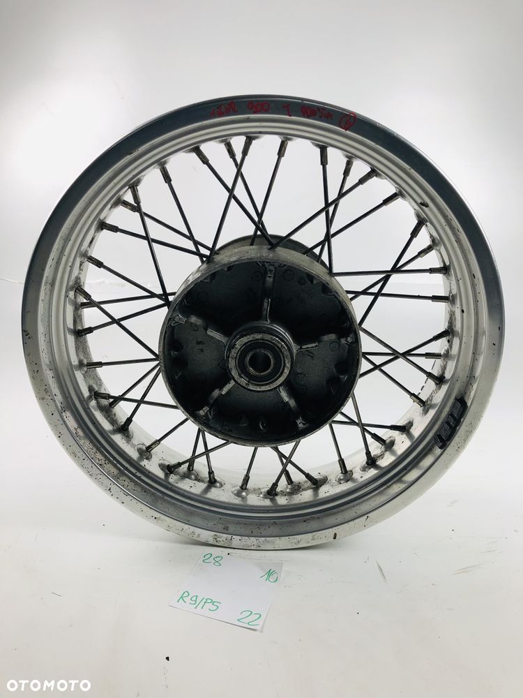 Triumph Tiger 900 felga tylna tył prosta - 1