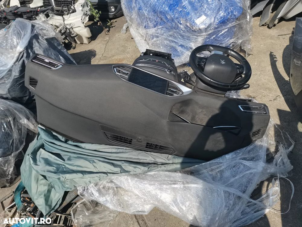 Plansa Bord Peugeot 308 2016-2019 cu airbag-uri si centuri - 2