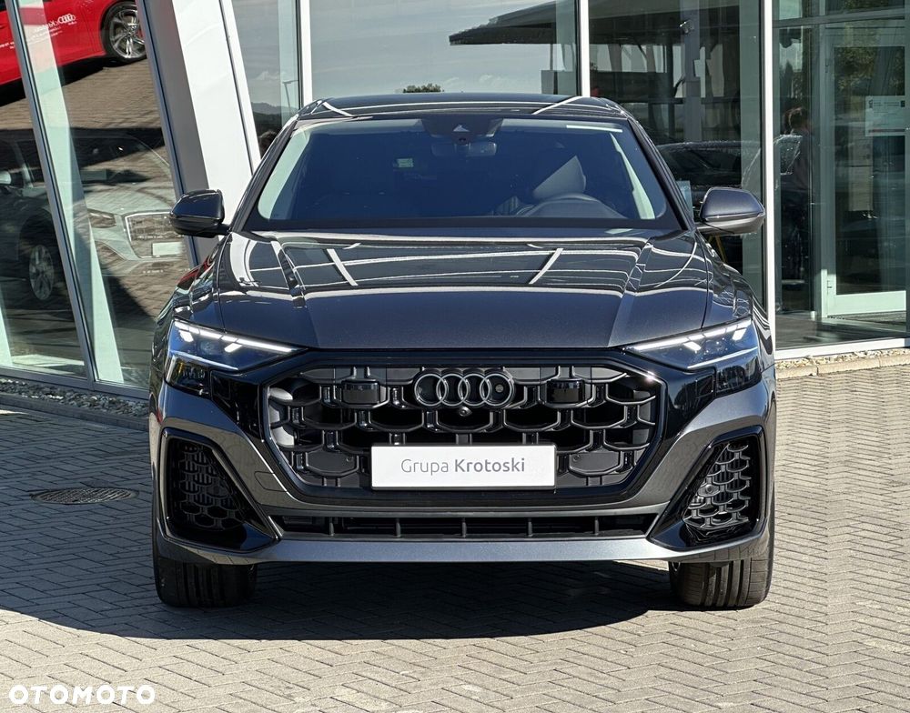 Audi Q8 - 2