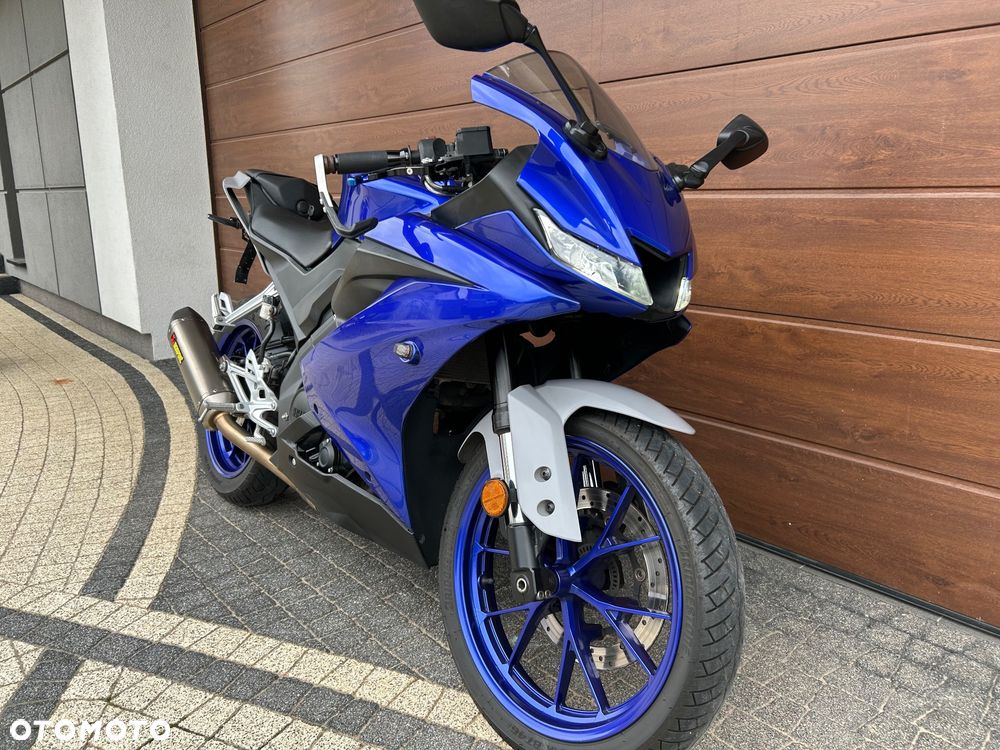 Yamaha YZF - 6