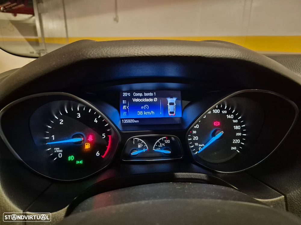 Ford Focus SW 1.5 TDCi Titanium - 18