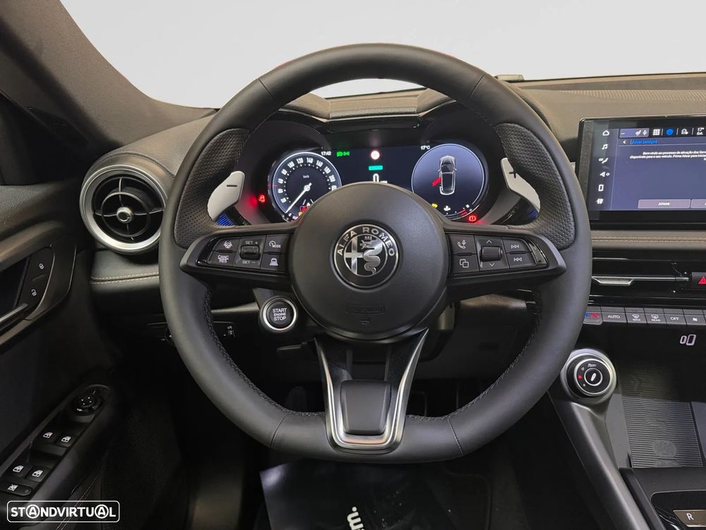 Alfa Romeo Tonale 1.5 Hybrid Veloce - 12