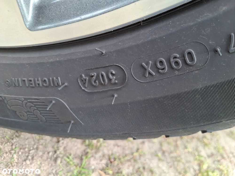 Audi A4 Allroad - 14