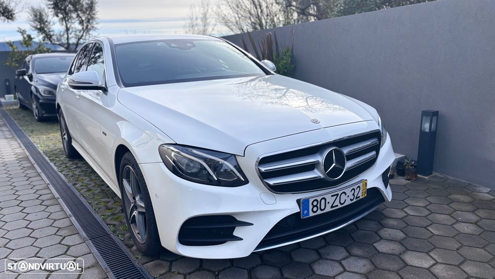 Mercedes-Benz E 300 de AMG Line - 4