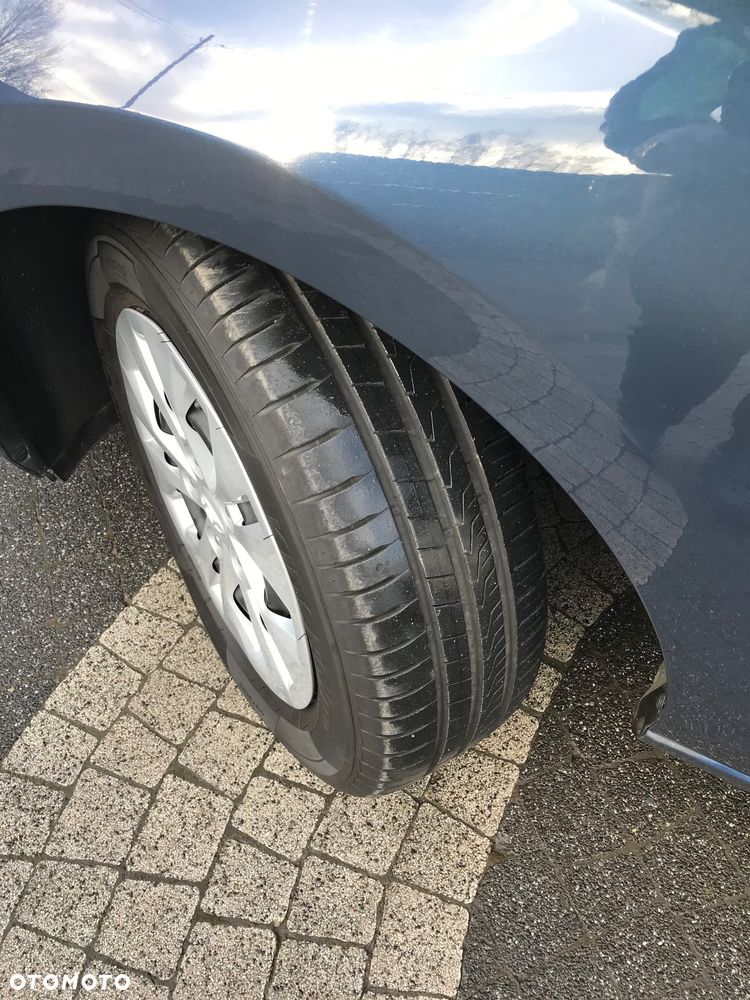 Hyundai i30 1.4 Passion Plus - 26