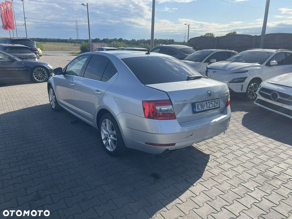 Skoda Octavia - 2
