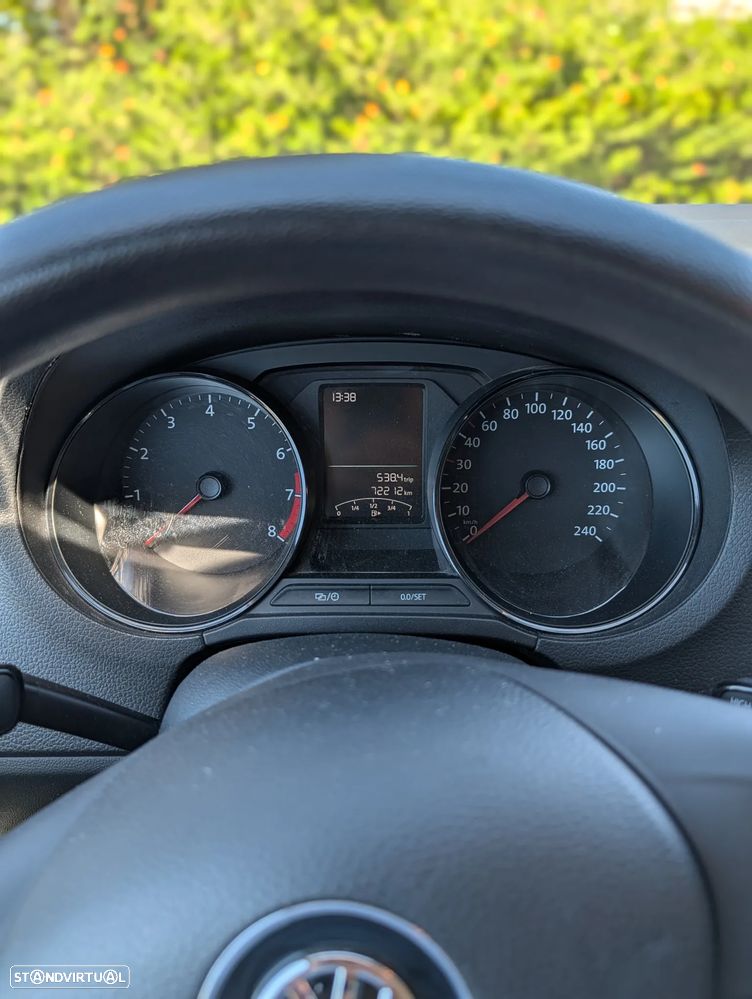 VW Polo 1.0 Trendline - 11