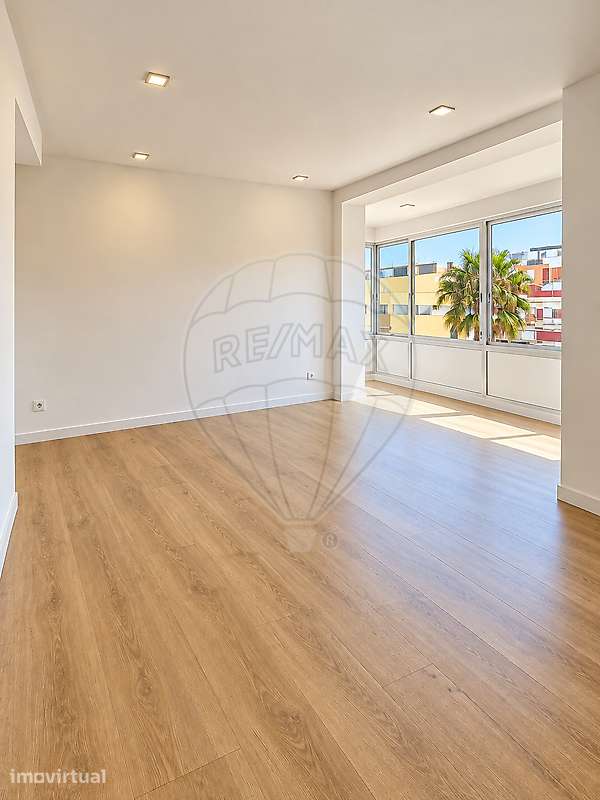 Apartamento T2 para venda - Grande imagem: 2/11