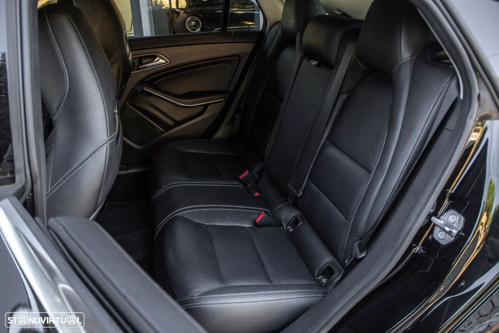 Mercedes-Benz CLA 200 d 4Matic 7G-DCT - 21