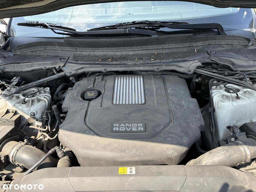 Land Rover Range Rover Sport D250 (SDV6) HSE - 11