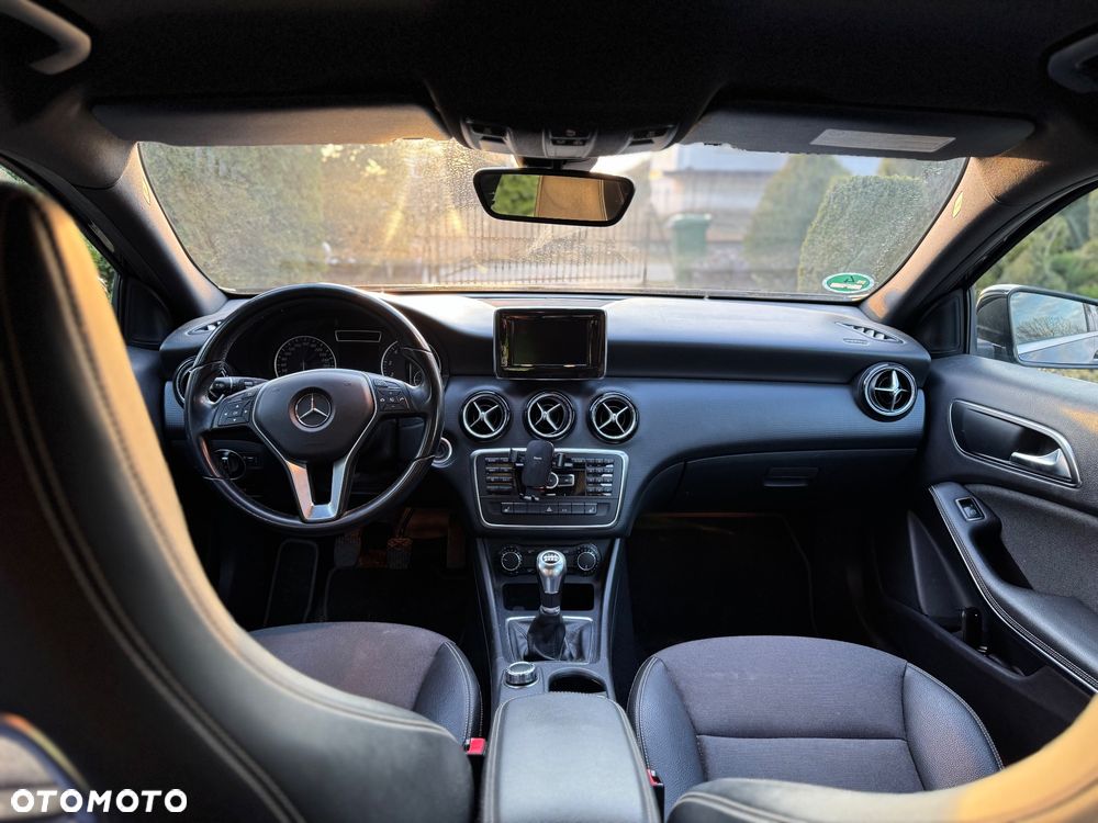 Mercedes-Benz Klasa A 180 BlueEfficiency Edition - 10