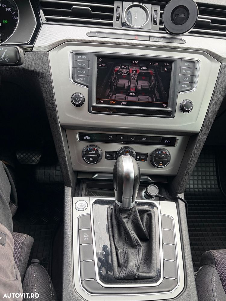 Volkswagen Passat - 14