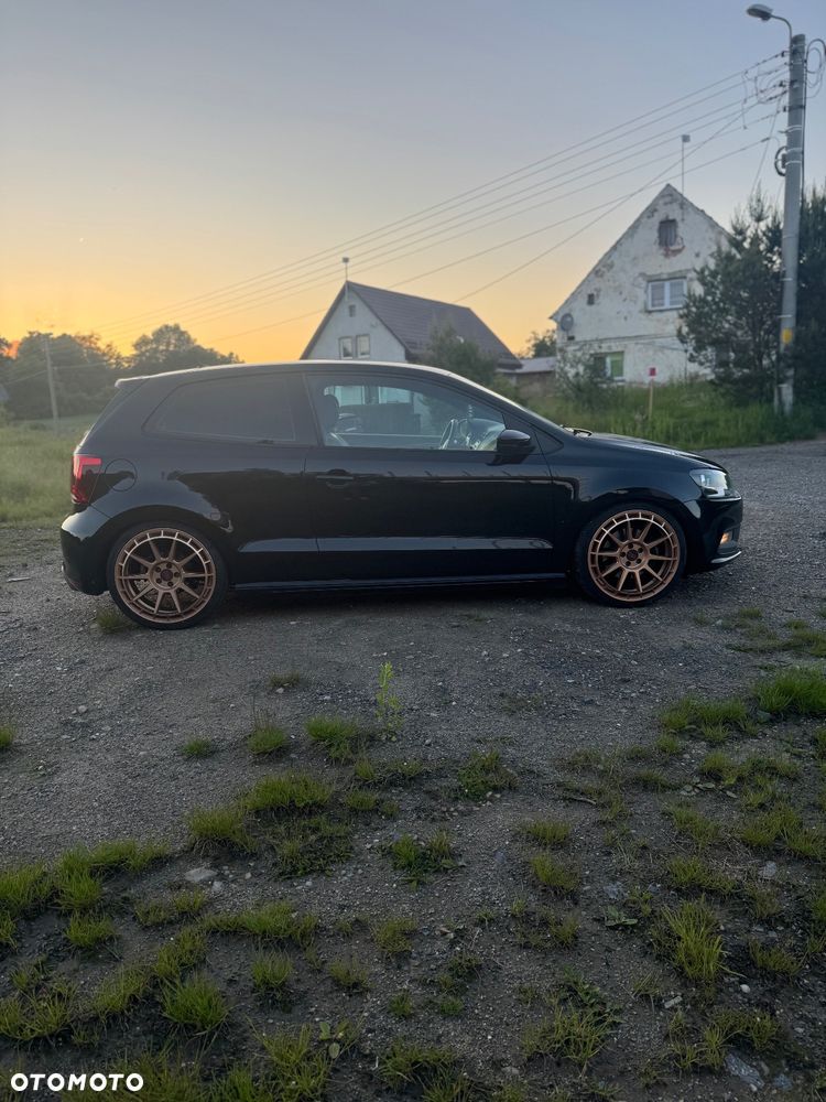 Volkswagen Polo - 9
