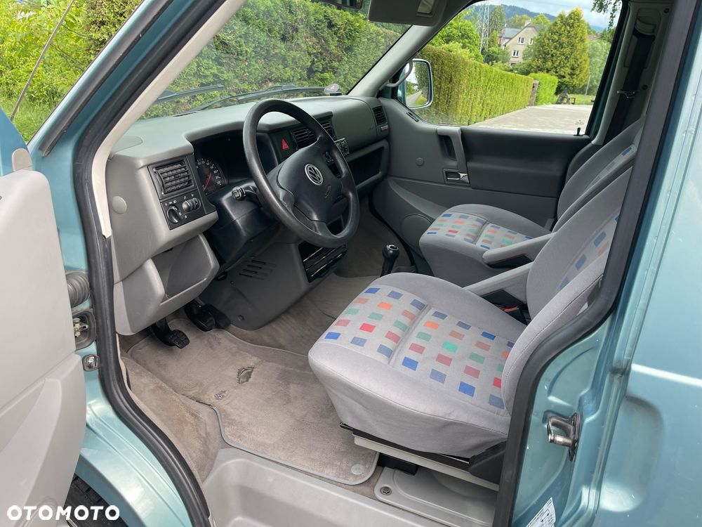 Volkswagen California - 17