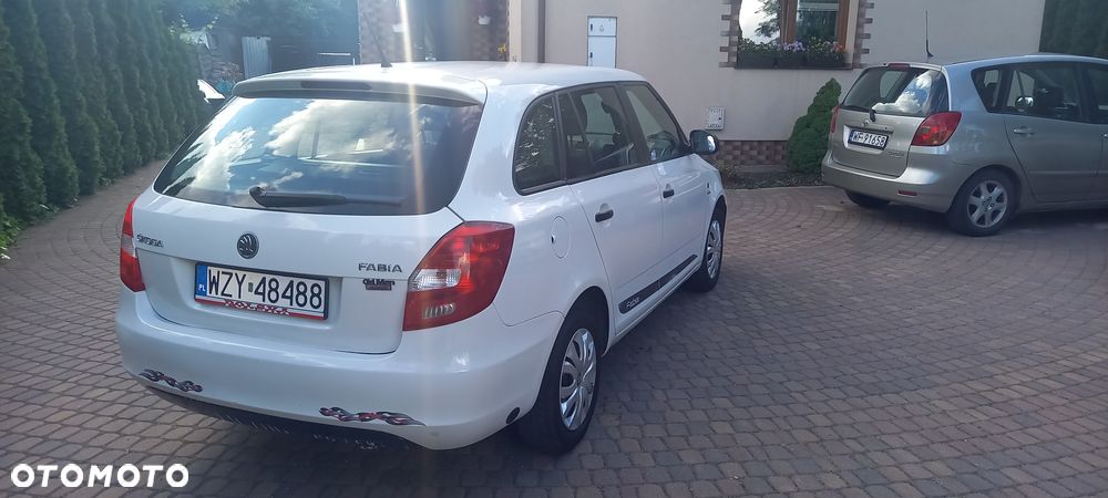 Skoda Fabia 1.4 16V Family - 3