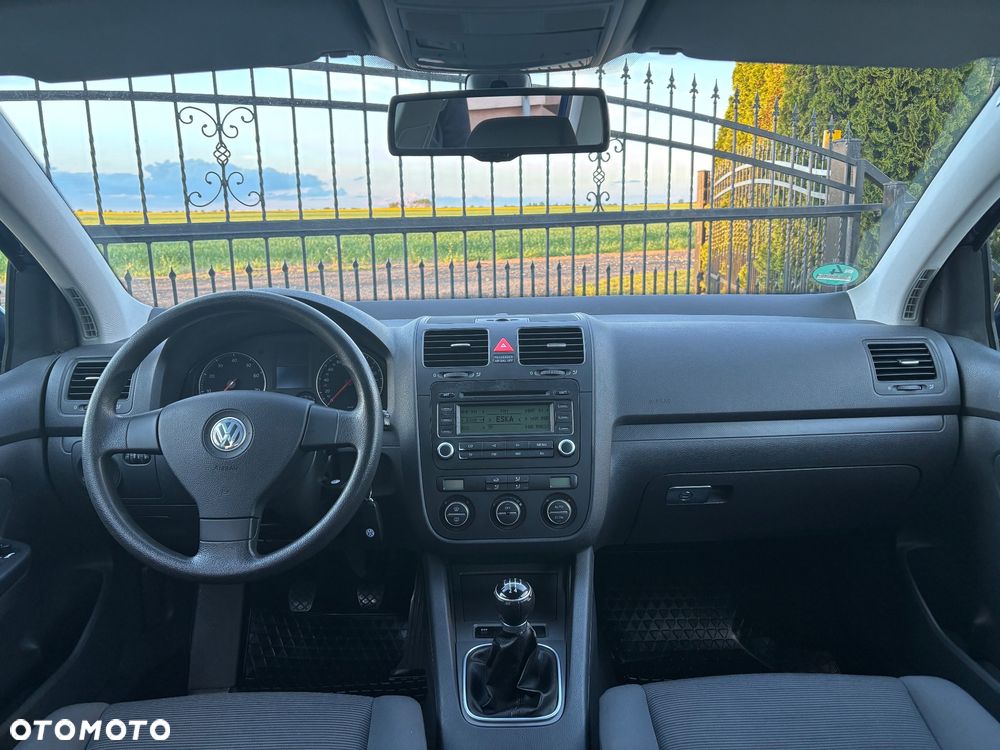 Volkswagen Golf 1.6 Basis - 25