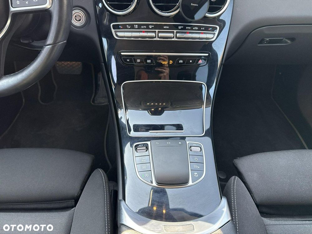Mercedes-Benz GLC 200 d 4-Matic - 25