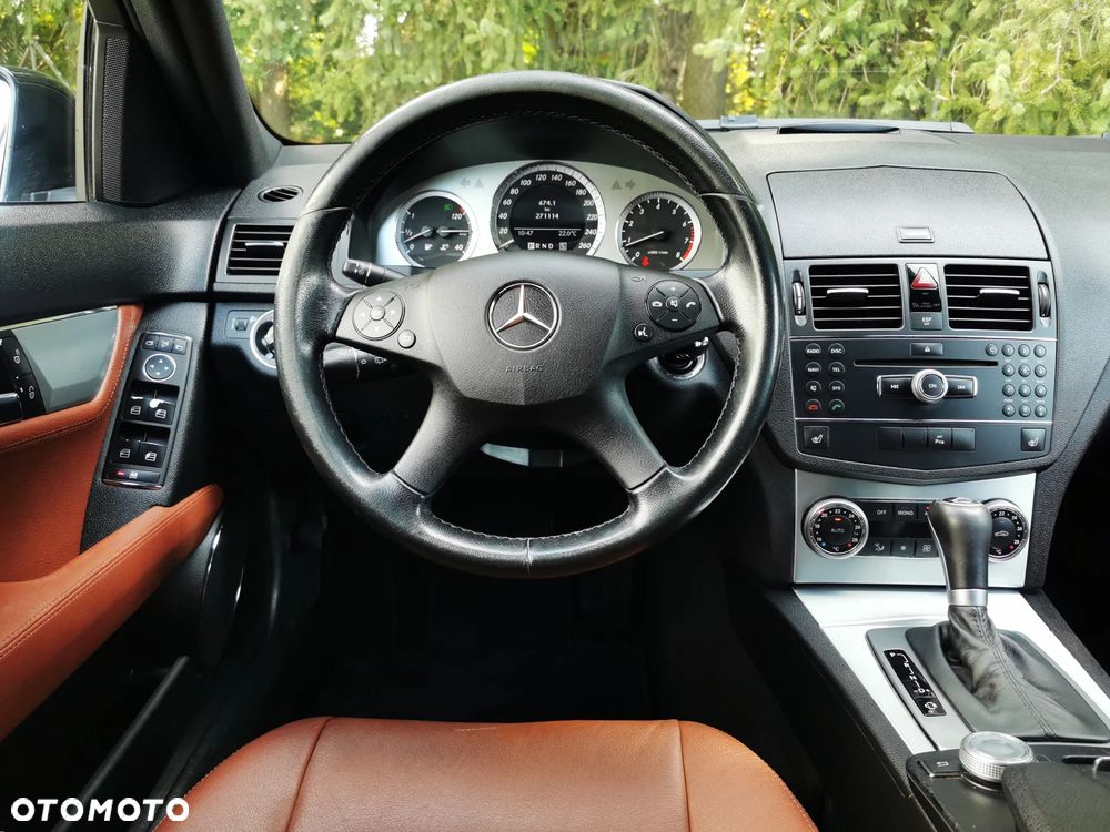 Mercedes-Benz Klasa C 200 (BlueEFFICIENCY) 7G-TRONIC Avantgarde - 10