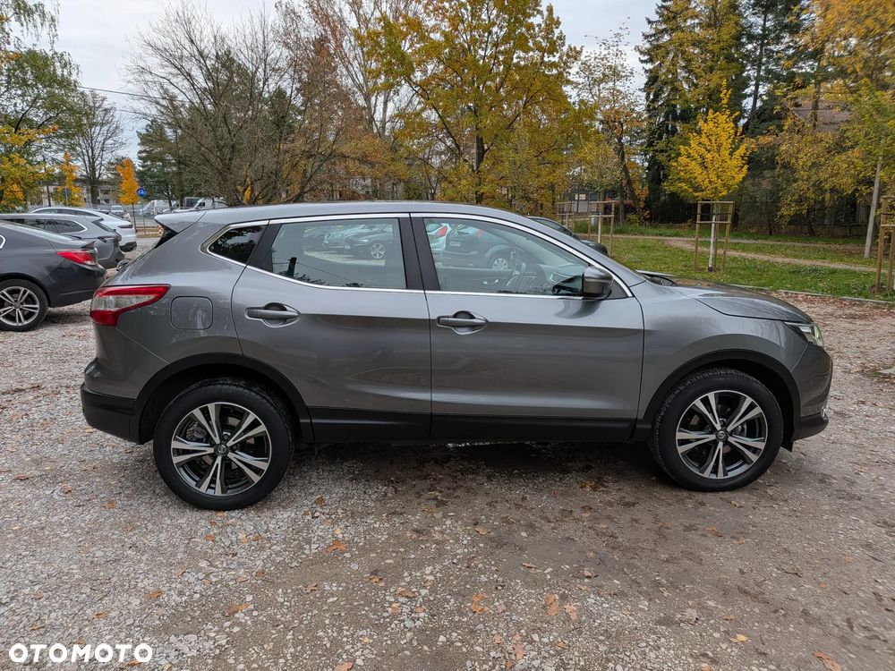 Nissan Qashqai - 4