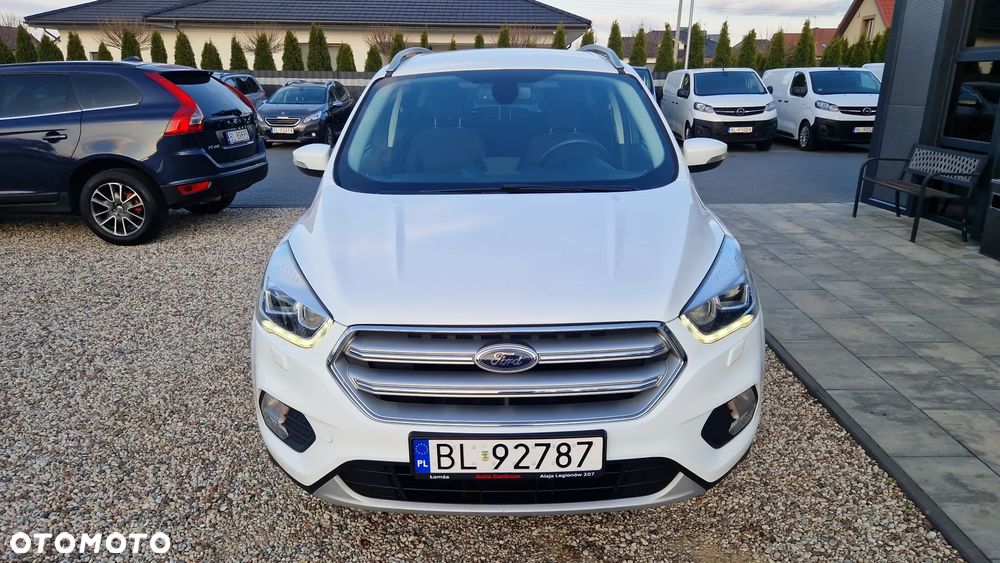 Ford Kuga 1.5 EcoBoost 2x4 Titanium - 4