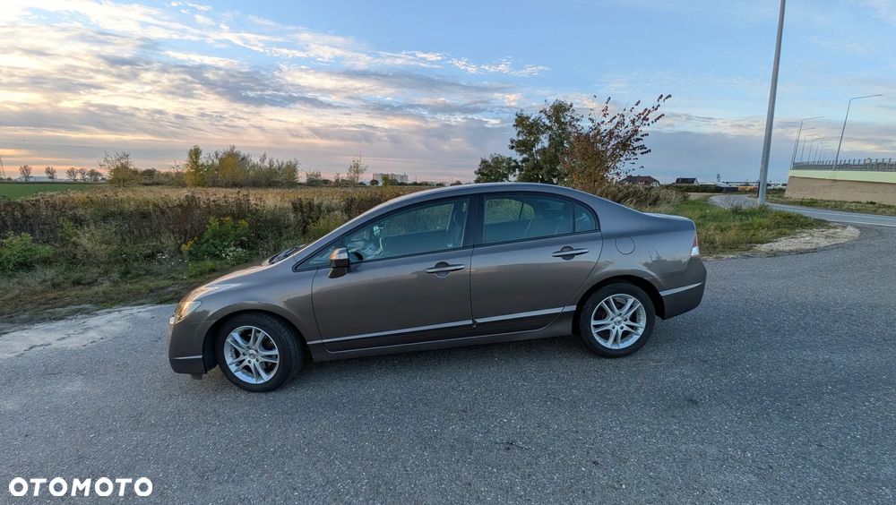 Honda Civic 1.8 Comfort - 6