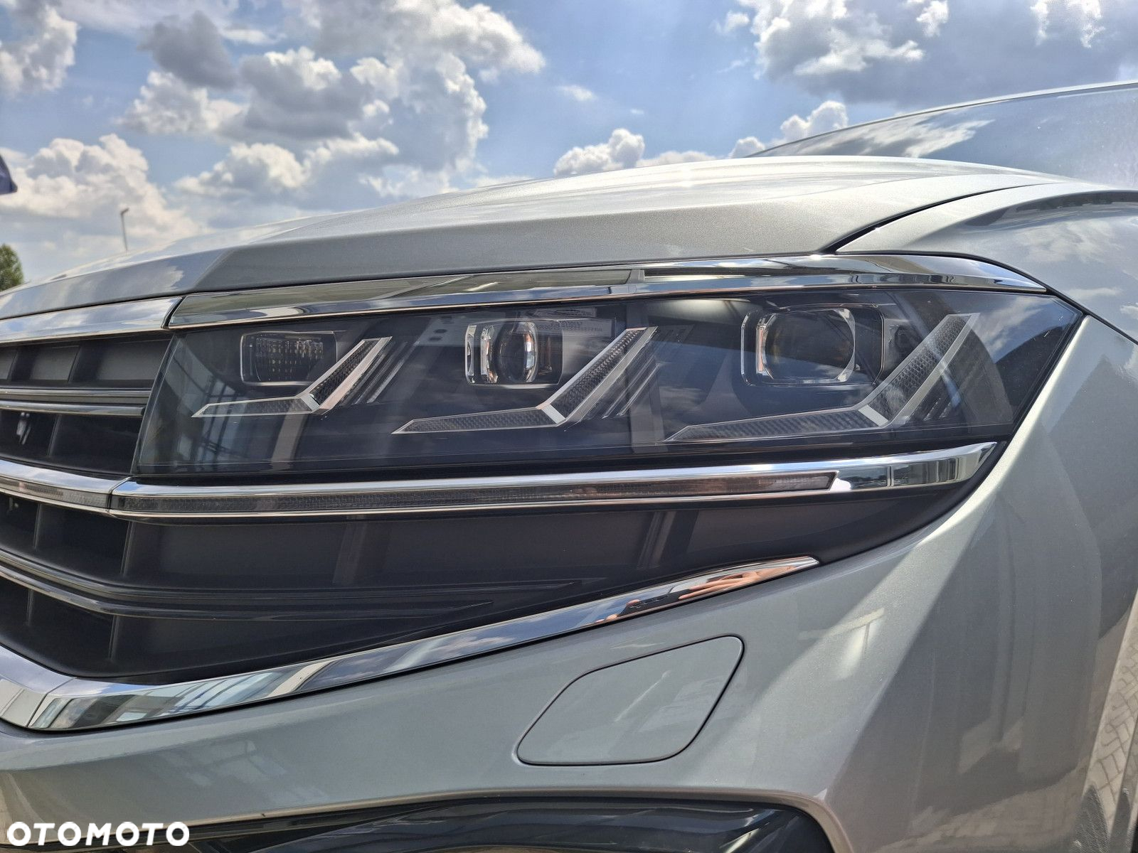 Volkswagen Touareg 3.0 V6 TDI 4Motion R-Line - 9