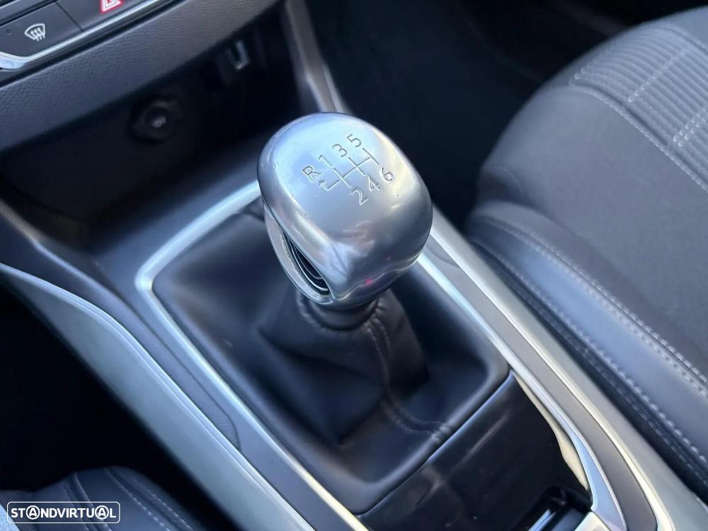 Peugeot 308 SW 1.5 BlueHDi Allure - 52