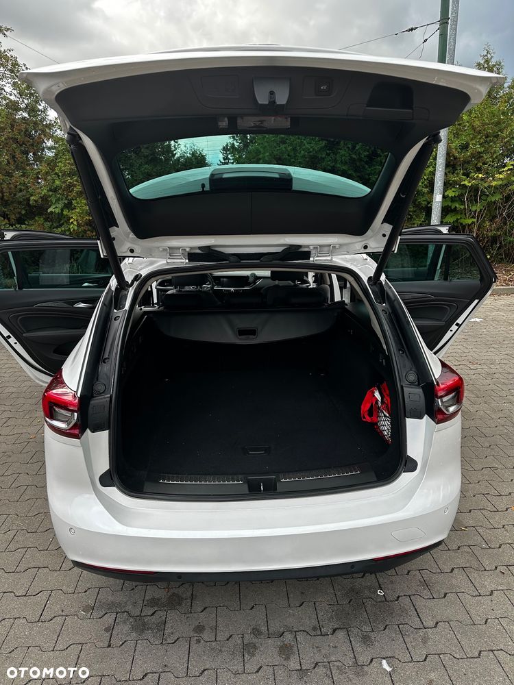 Opel Insignia CT 1.5 T Exclusive S&S - 20