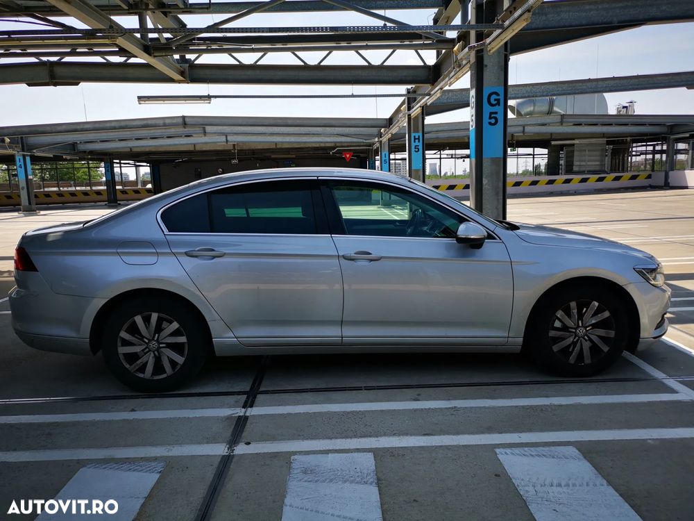 Volkswagen Passat 2.0 TDI DSG Comfortline - 5
