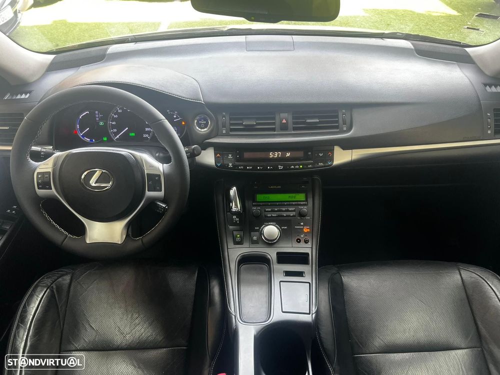 Lexus CT 200h Luxury - 20