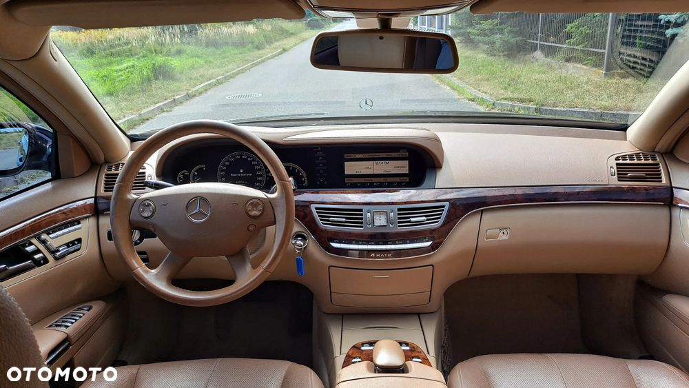 Mercedes-Benz Klasa S 320 CDI 4Matic DPF 7G-TRONIC - 35