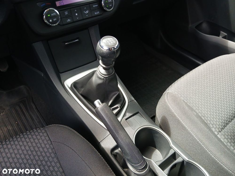 Toyota Corolla 1.6 Premium EU6 - 35