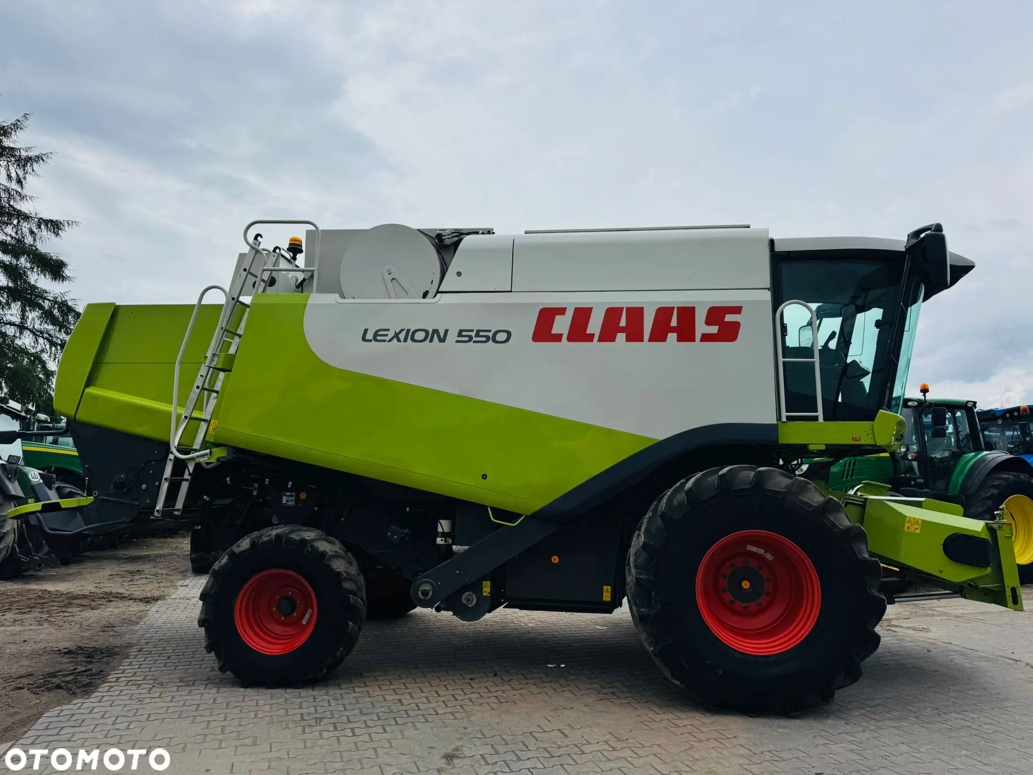 Claas Lexion 550 - 12