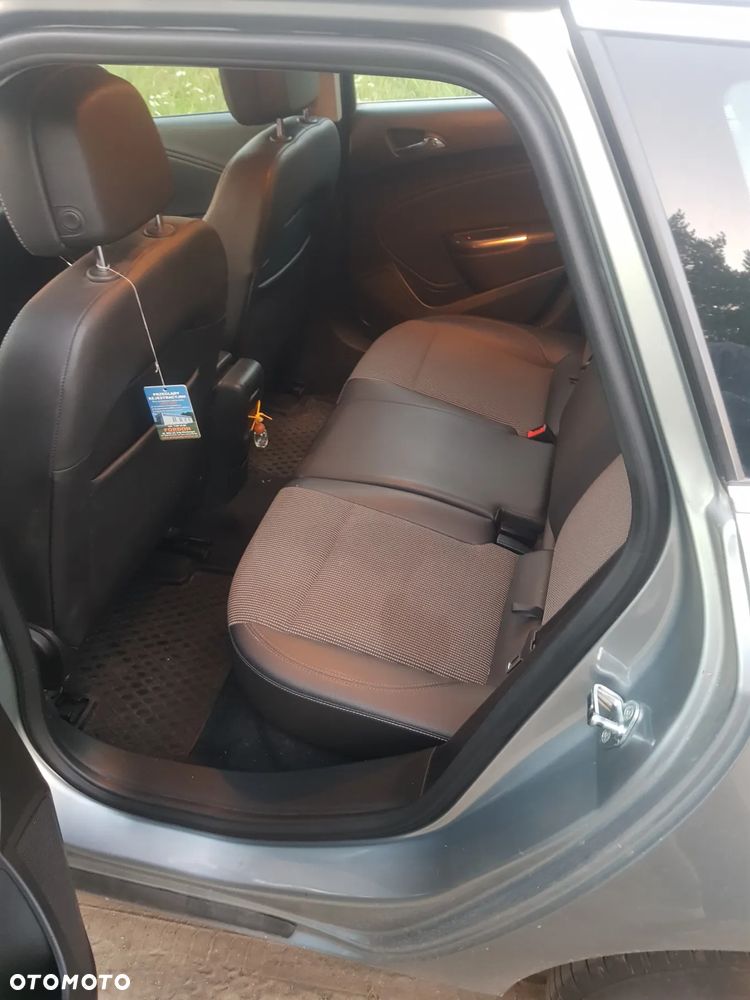 Opel Astra IV 1.7 CDTI Cosmo - 9