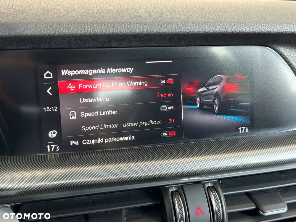 Alfa Romeo Stelvio 2.0 Turbo Q4 - 37
