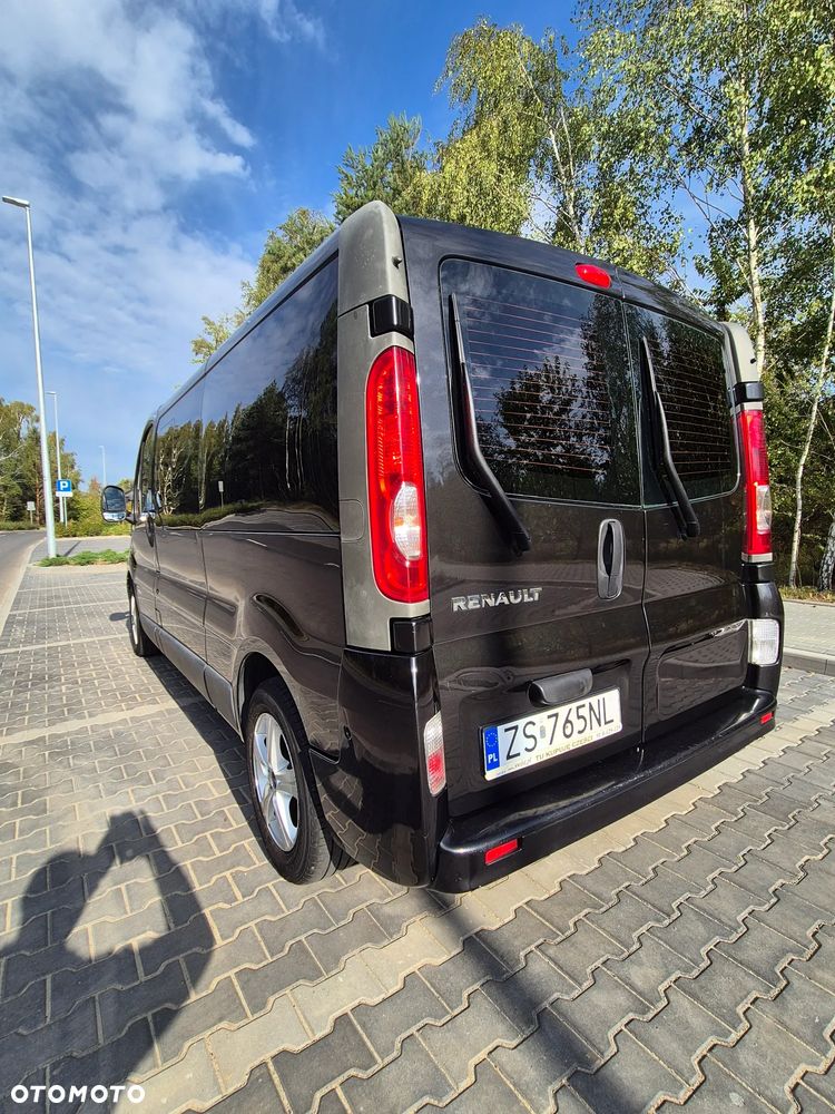 Renault Trafic - 2