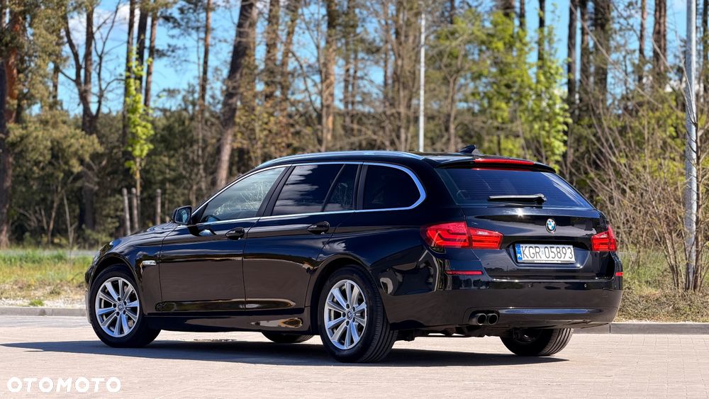 BMW Seria 5 520d Luxury Line - 4