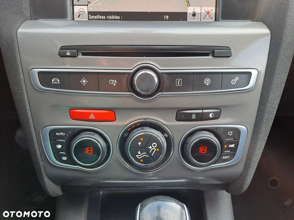Citroën C4 PureTech 130 Stop & Start EAT6 Selection - 19