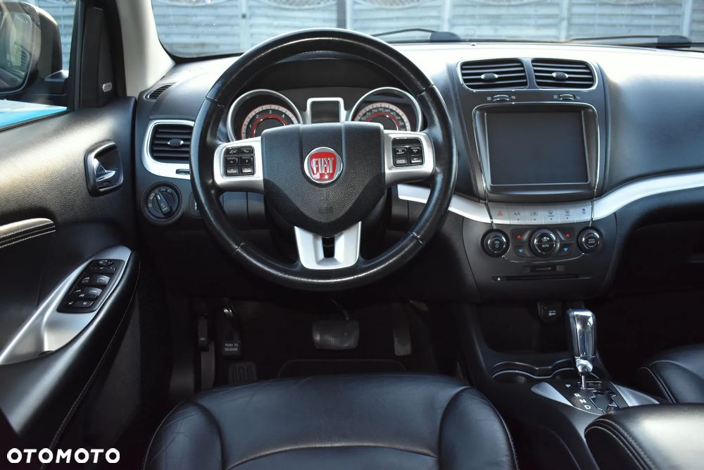 Fiat Freemont 2.0 Multijet 16V DPF Automatik Allrad Black Code - 26