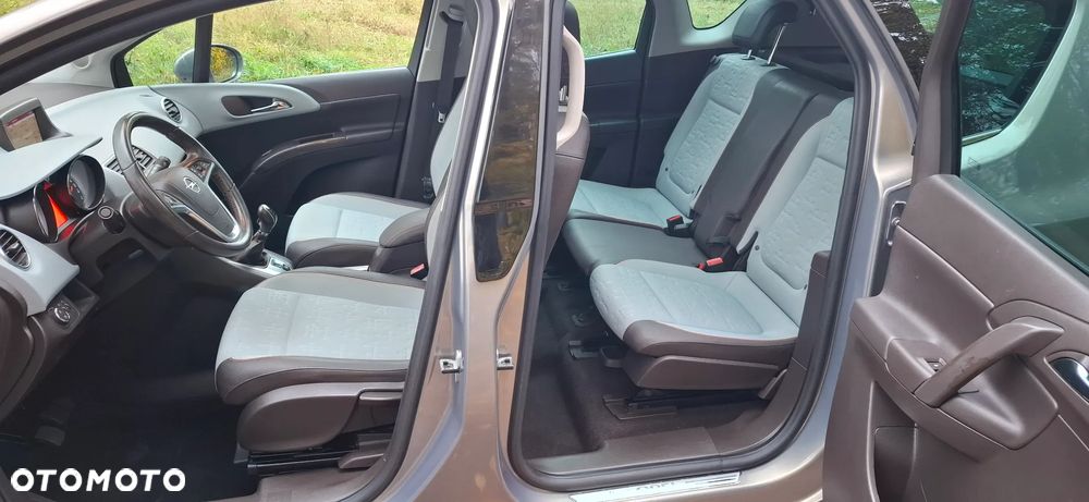 Opel Meriva - 26