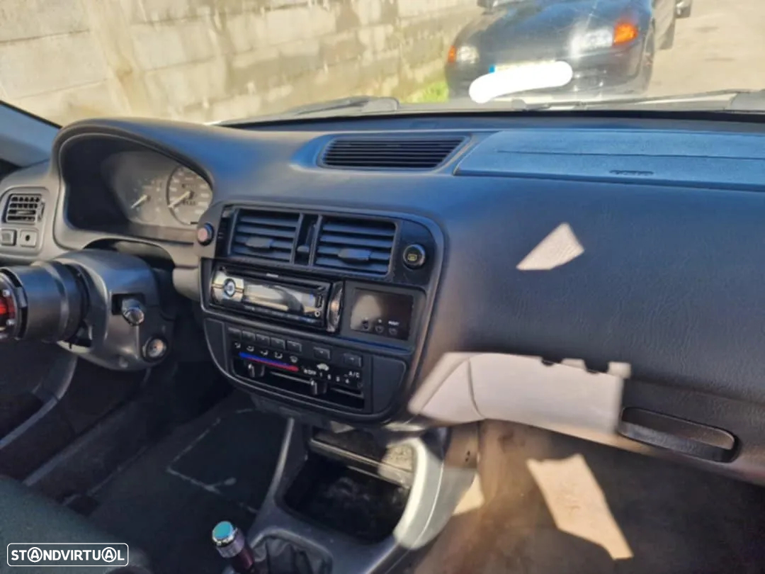 Honda Civic 1.8 VTi - 4