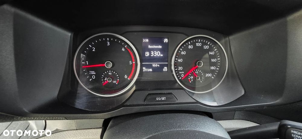 Volkswagen CRAFTER - 22