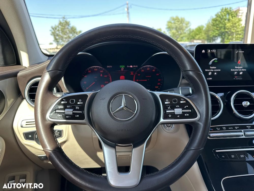 Mercedes-Benz GLC - 17