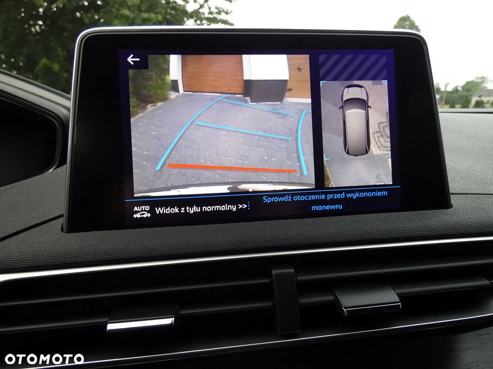 Peugeot 5008 1.5 BlueHDi Allure S&S EAT8 - 31