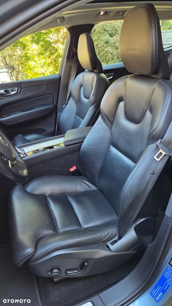 Volvo XC 60 B5 B AWD Inscription - 12