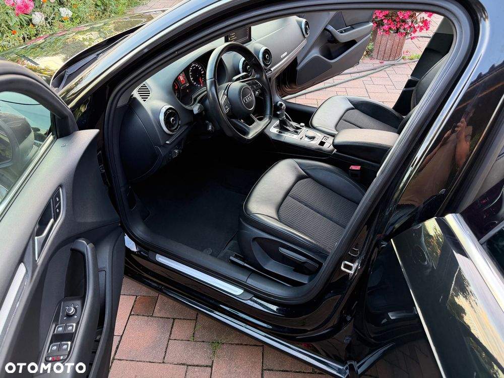 Audi A3 Sportback 2.0 TDI clean diesel Ambiente S tronic - 28