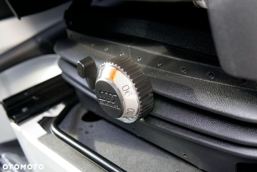 Mercedes-Benz Sprinter - 19