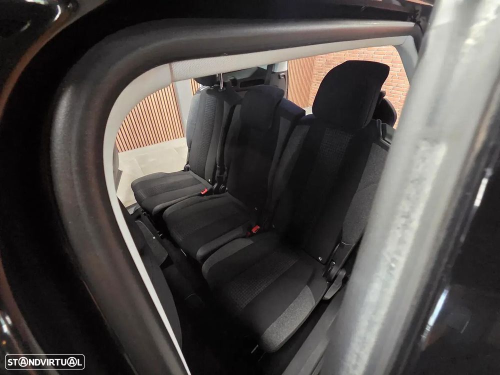 Peugeot 5008 BlueHDI 120 EAT6 Active - 4